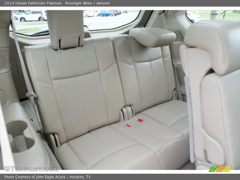 Moonlight White / Almond 2014 Nissan Pathfinder Platinum