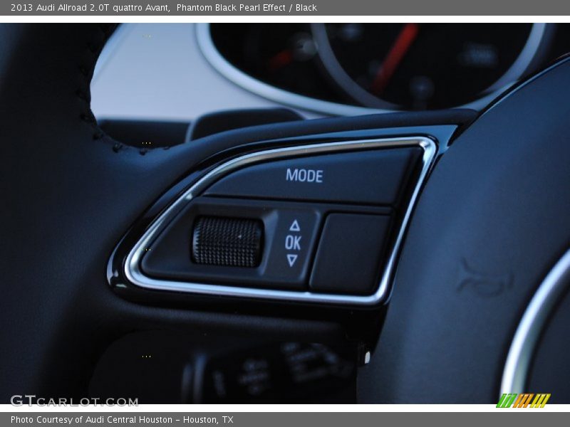 Phantom Black Pearl Effect / Black 2013 Audi Allroad 2.0T quattro Avant