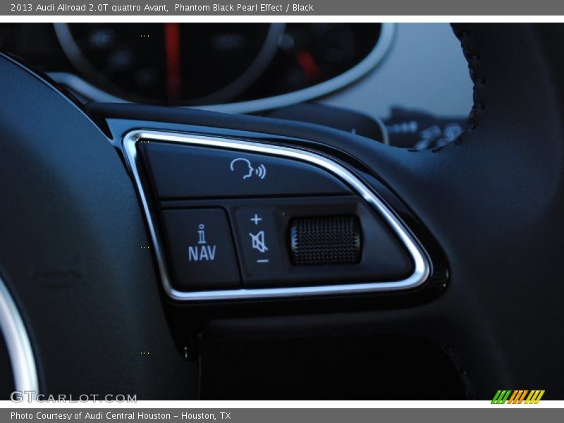 Phantom Black Pearl Effect / Black 2013 Audi Allroad 2.0T quattro Avant