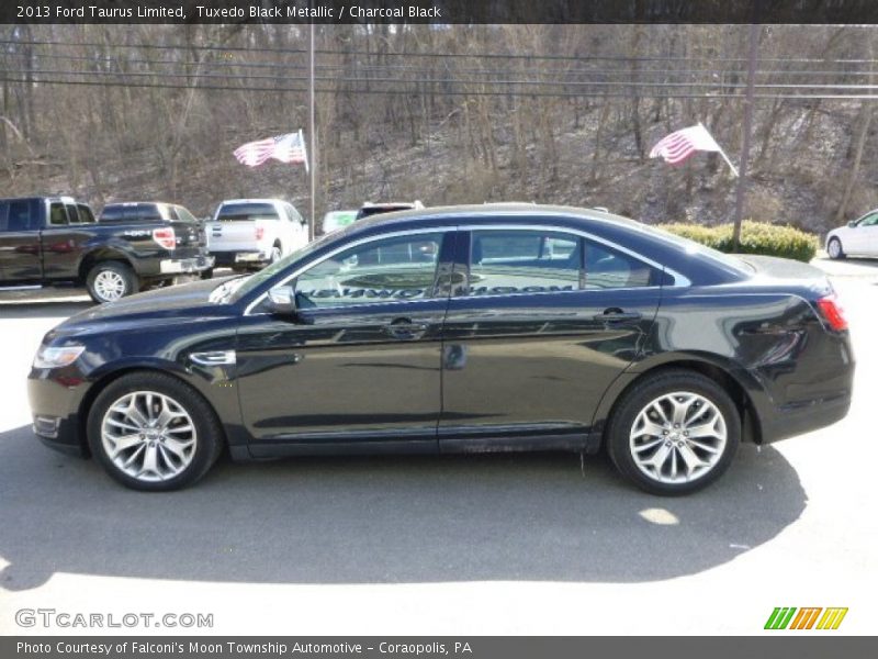 Tuxedo Black Metallic / Charcoal Black 2013 Ford Taurus Limited