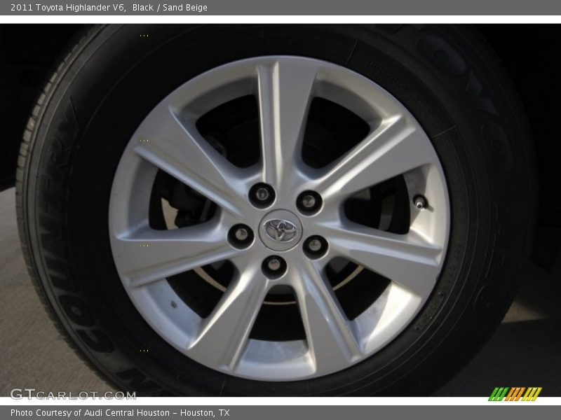 Black / Sand Beige 2011 Toyota Highlander V6
