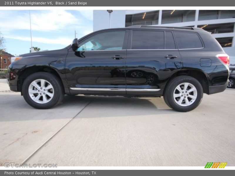 Black / Sand Beige 2011 Toyota Highlander V6