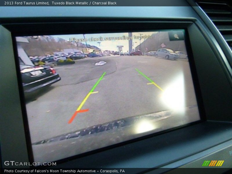 Tuxedo Black Metallic / Charcoal Black 2013 Ford Taurus Limited