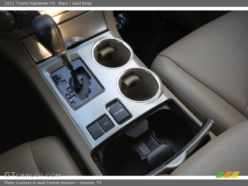Black / Sand Beige 2011 Toyota Highlander V6