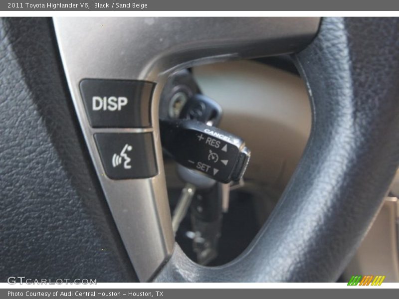Black / Sand Beige 2011 Toyota Highlander V6