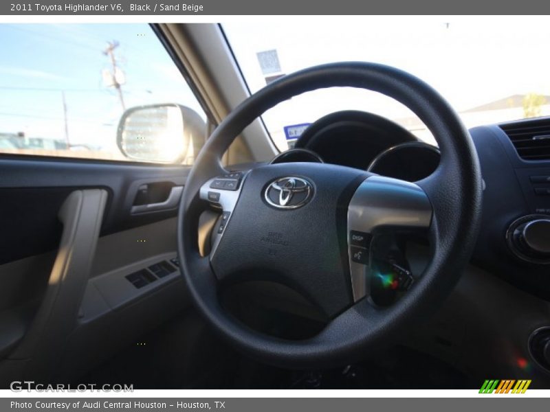 Black / Sand Beige 2011 Toyota Highlander V6