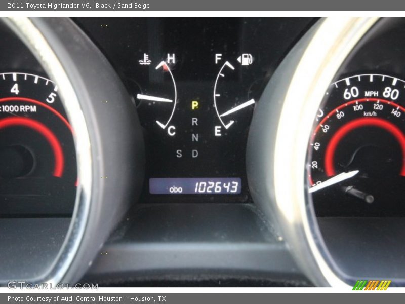 Black / Sand Beige 2011 Toyota Highlander V6