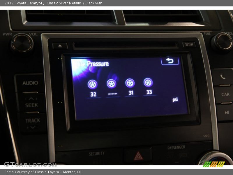 Classic Silver Metallic / Black/Ash 2012 Toyota Camry SE