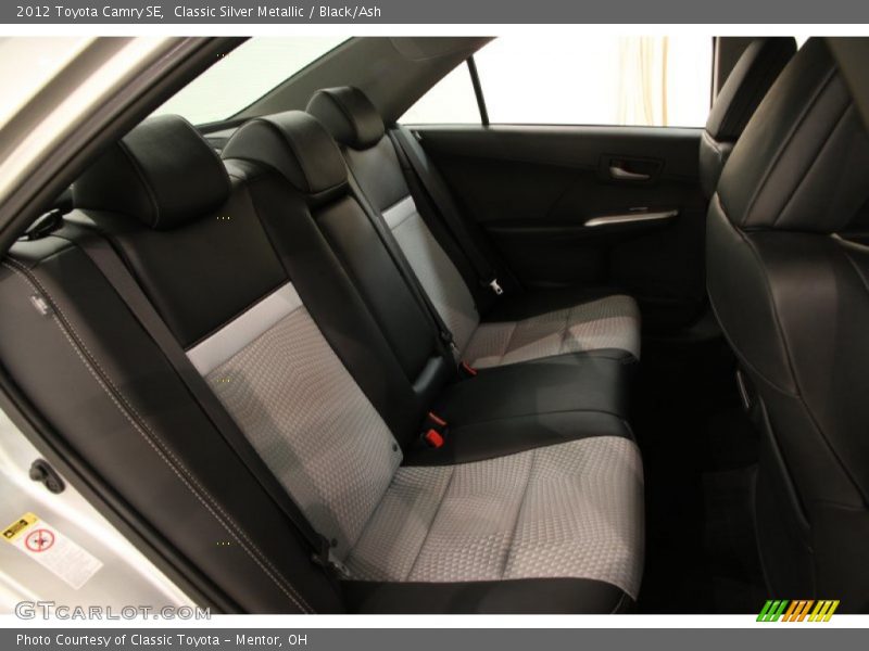Classic Silver Metallic / Black/Ash 2012 Toyota Camry SE