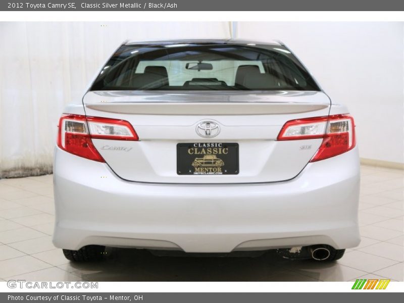 Classic Silver Metallic / Black/Ash 2012 Toyota Camry SE