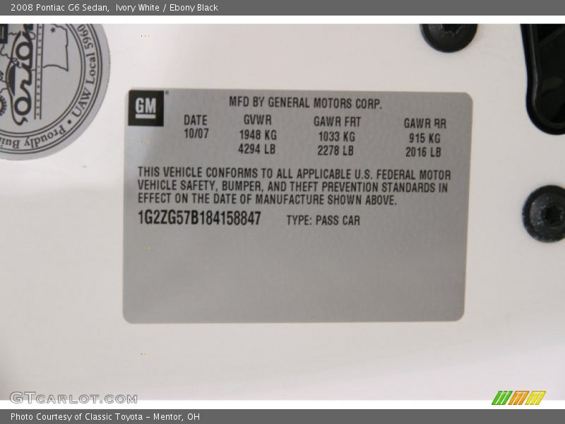 Ivory White / Ebony Black 2008 Pontiac G6 Sedan