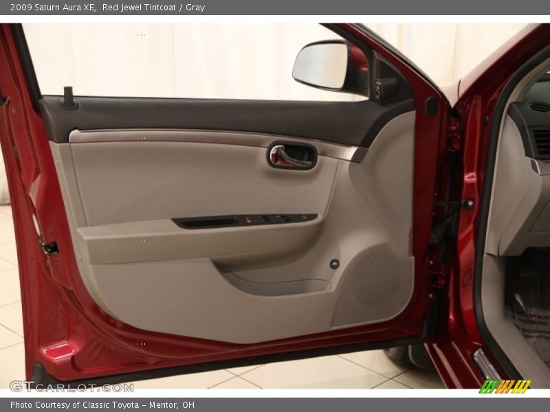 Red Jewel Tintcoat / Gray 2009 Saturn Aura XE