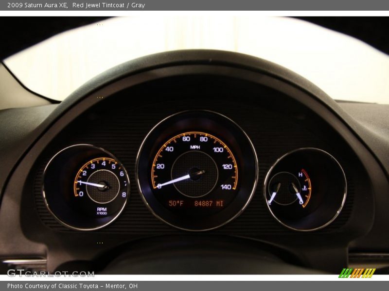 Red Jewel Tintcoat / Gray 2009 Saturn Aura XE