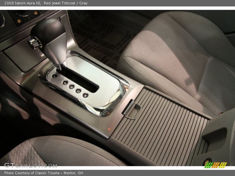 Red Jewel Tintcoat / Gray 2009 Saturn Aura XE