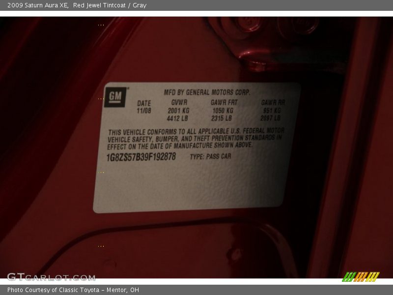 Red Jewel Tintcoat / Gray 2009 Saturn Aura XE
