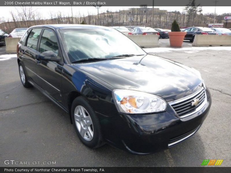 Front 3/4 View of 2006 Malibu Maxx LT Wagon