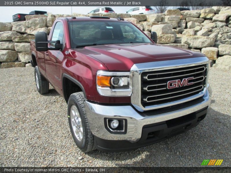 Front 3/4 View of 2015 Sierra 2500HD SLE Regular Cab 4x4