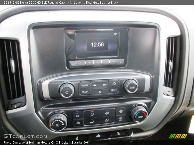 Controls of 2015 Sierra 2500HD SLE Regular Cab 4x4