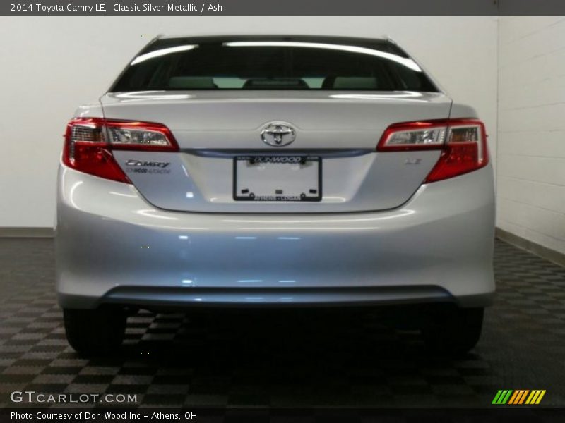 Classic Silver Metallic / Ash 2014 Toyota Camry LE