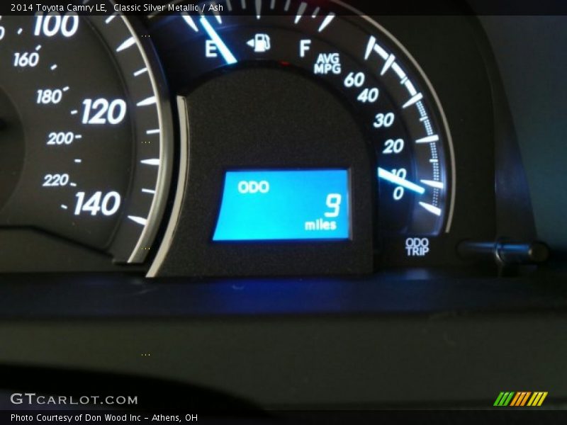 Classic Silver Metallic / Ash 2014 Toyota Camry LE