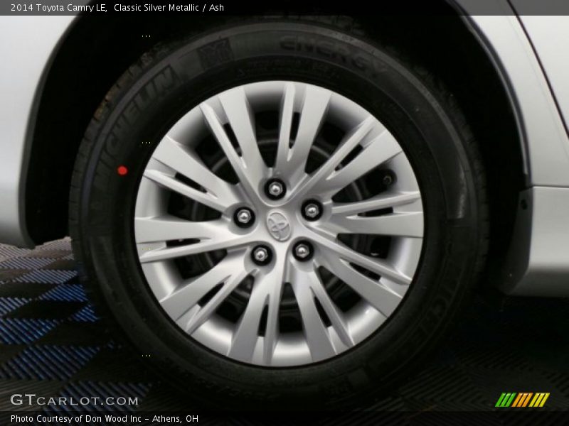 Classic Silver Metallic / Ash 2014 Toyota Camry LE