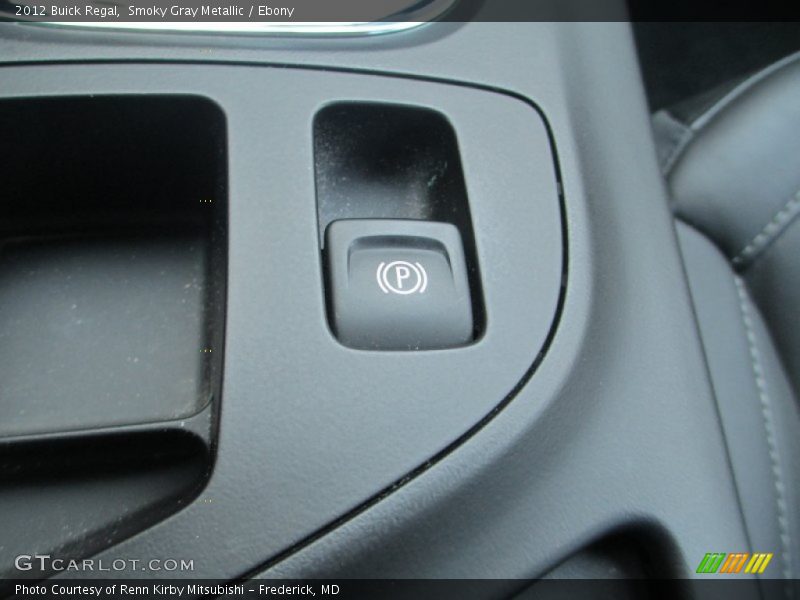 Smoky Gray Metallic / Ebony 2012 Buick Regal