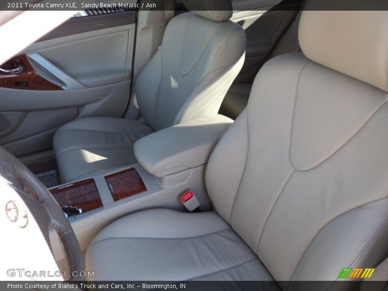 Sandy Beach Metallic / Ash 2011 Toyota Camry XLE