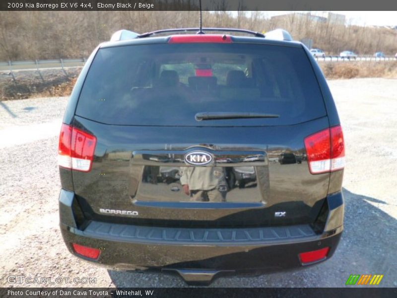 Ebony Black / Beige 2009 Kia Borrego EX V6 4x4