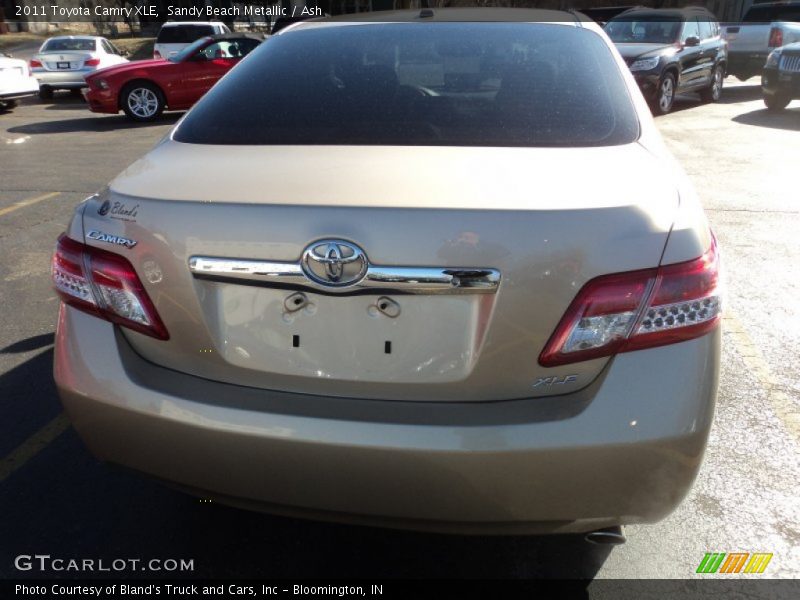 Sandy Beach Metallic / Ash 2011 Toyota Camry XLE