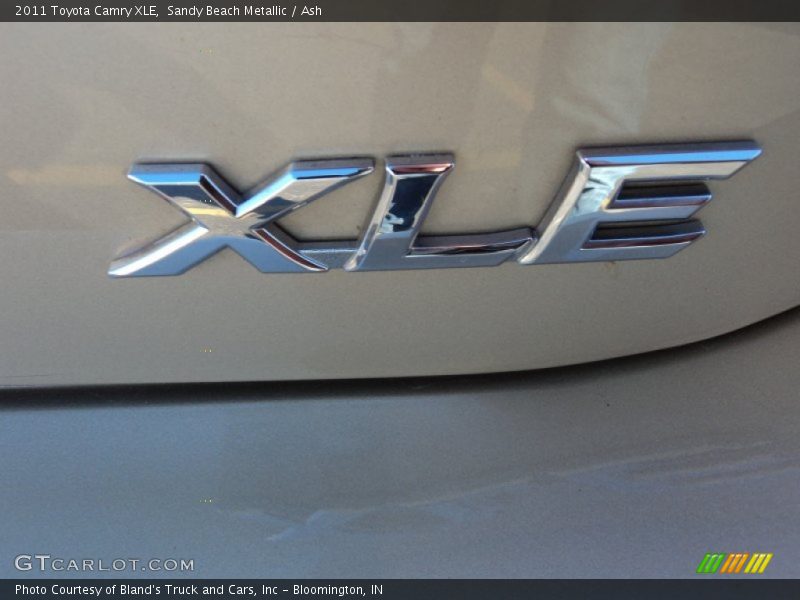 Sandy Beach Metallic / Ash 2011 Toyota Camry XLE