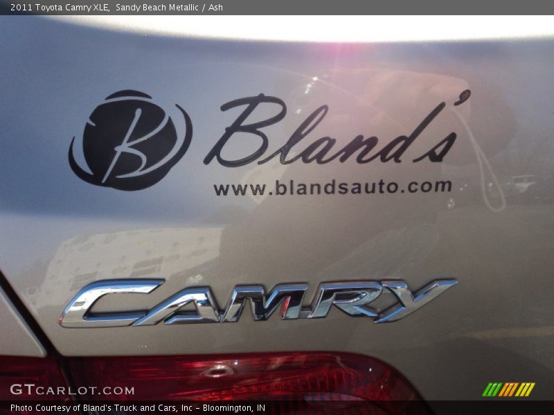Sandy Beach Metallic / Ash 2011 Toyota Camry XLE