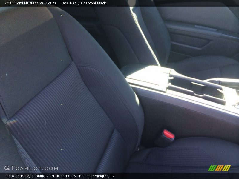 Race Red / Charcoal Black 2013 Ford Mustang V6 Coupe