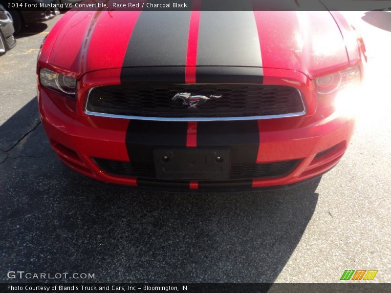 Race Red / Charcoal Black 2014 Ford Mustang V6 Convertible