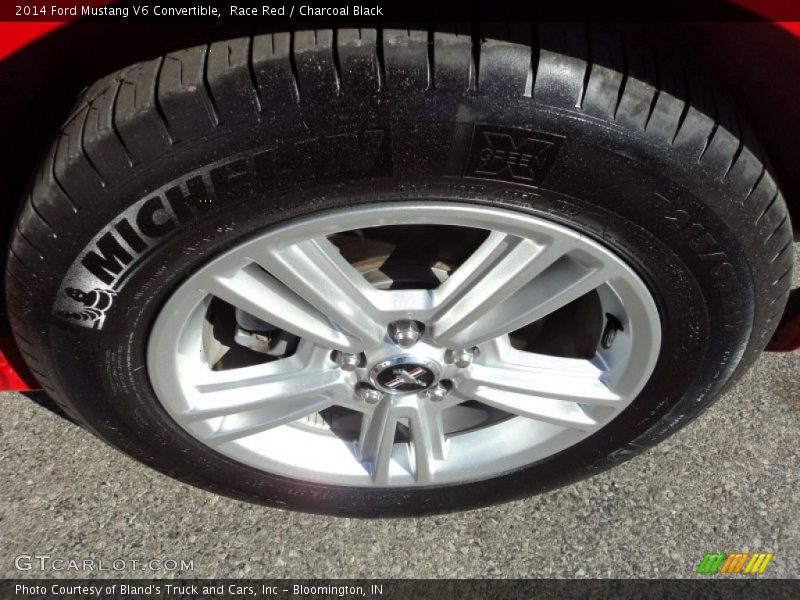 Race Red / Charcoal Black 2014 Ford Mustang V6 Convertible