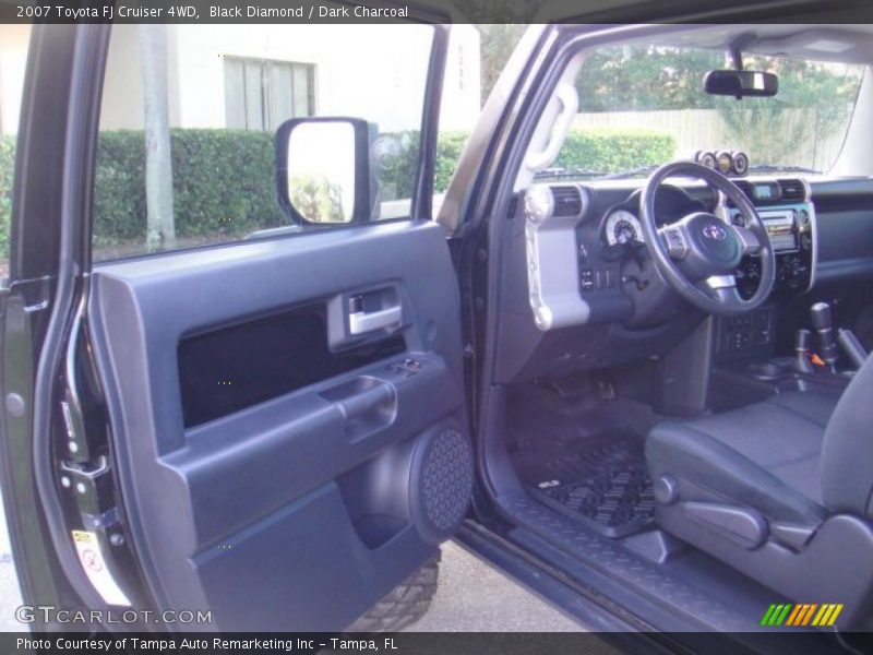 Black Diamond / Dark Charcoal 2007 Toyota FJ Cruiser 4WD