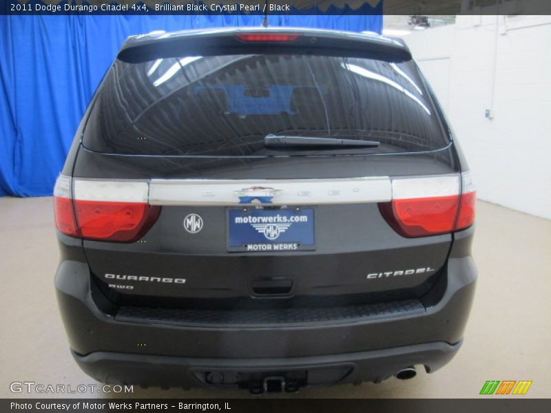 Brilliant Black Crystal Pearl / Black 2011 Dodge Durango Citadel 4x4
