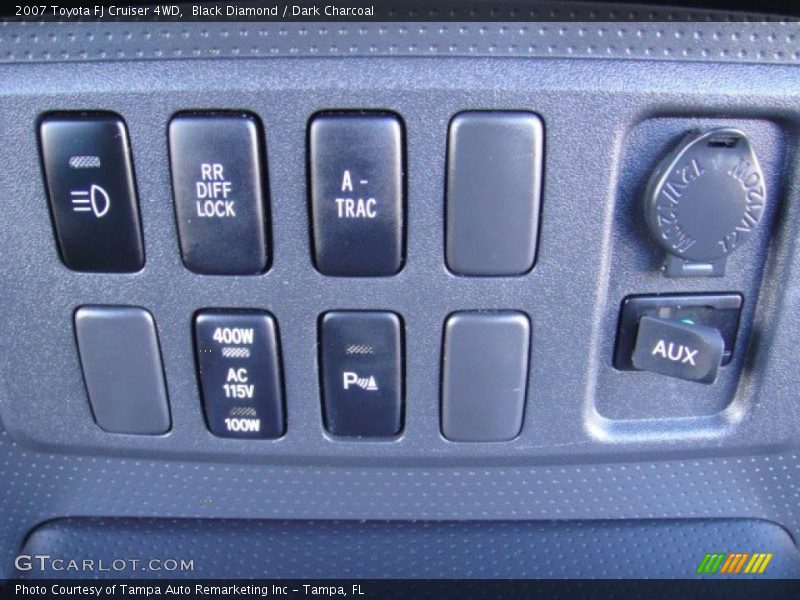 Black Diamond / Dark Charcoal 2007 Toyota FJ Cruiser 4WD