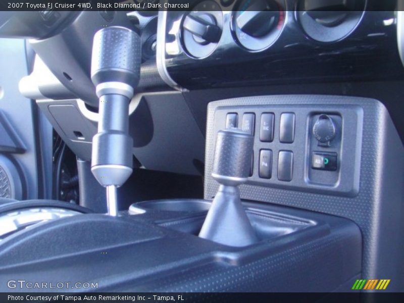 Black Diamond / Dark Charcoal 2007 Toyota FJ Cruiser 4WD