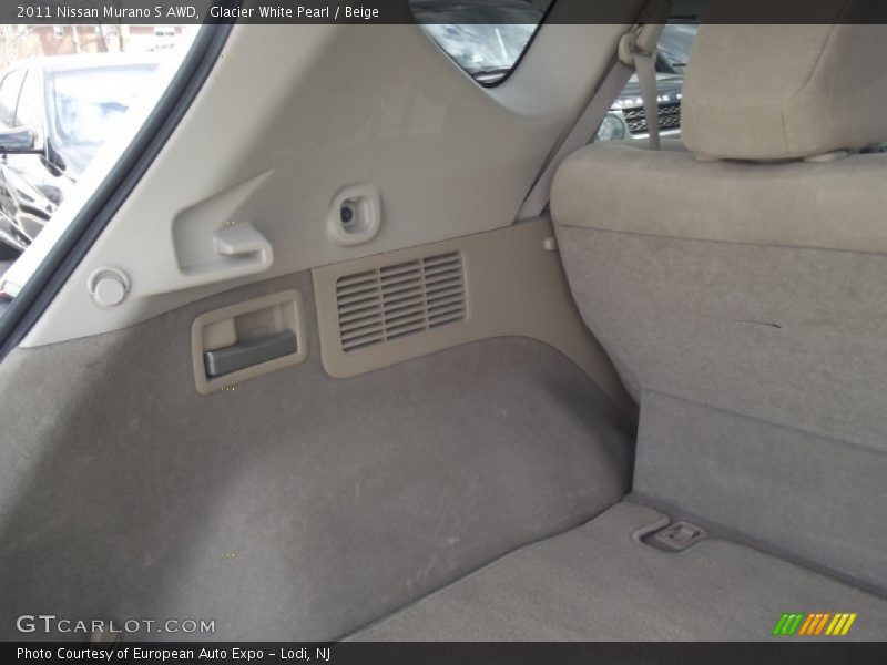 Glacier White Pearl / Beige 2011 Nissan Murano S AWD