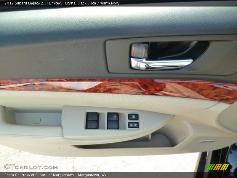 Crystal Black Silica / Warm Ivory 2012 Subaru Legacy 2.5i Limited