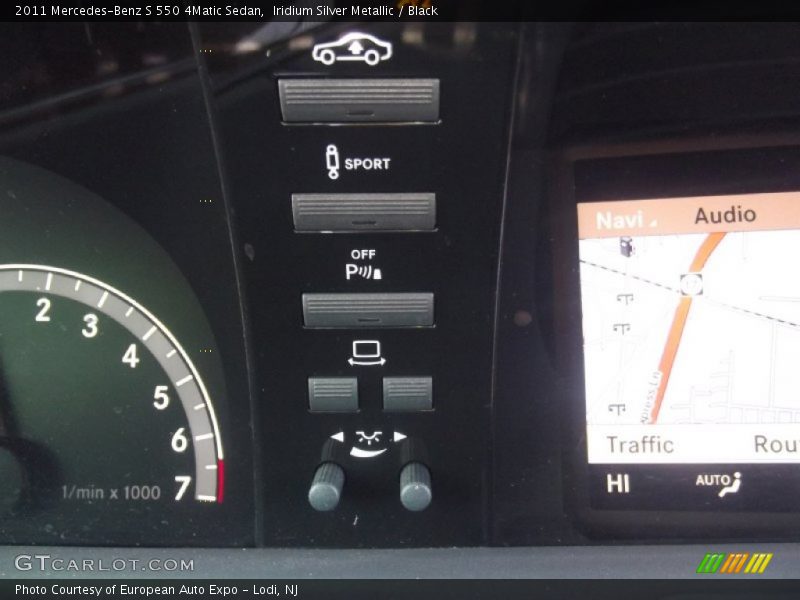 Iridium Silver Metallic / Black 2011 Mercedes-Benz S 550 4Matic Sedan