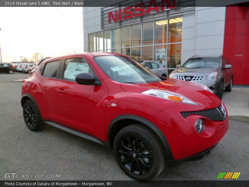 Red Alert / Black 2014 Nissan Juke S AWD