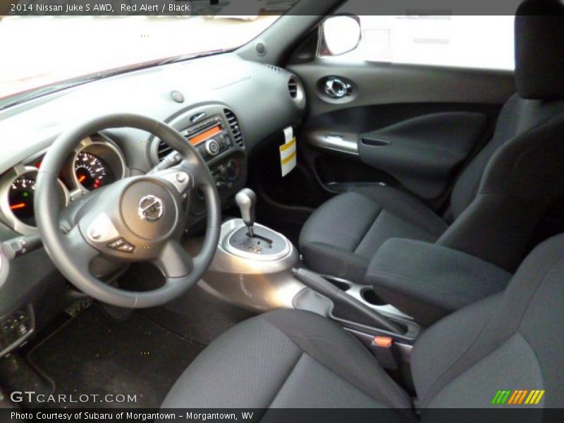 Red Alert / Black 2014 Nissan Juke S AWD