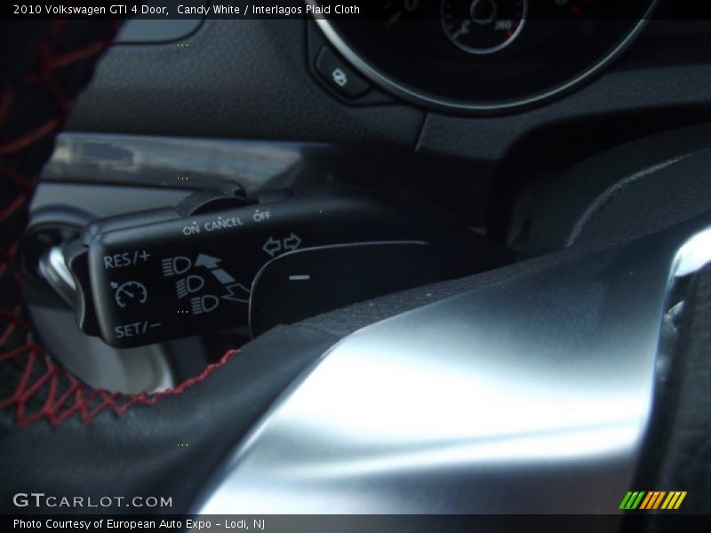 Candy White / Interlagos Plaid Cloth 2010 Volkswagen GTI 4 Door