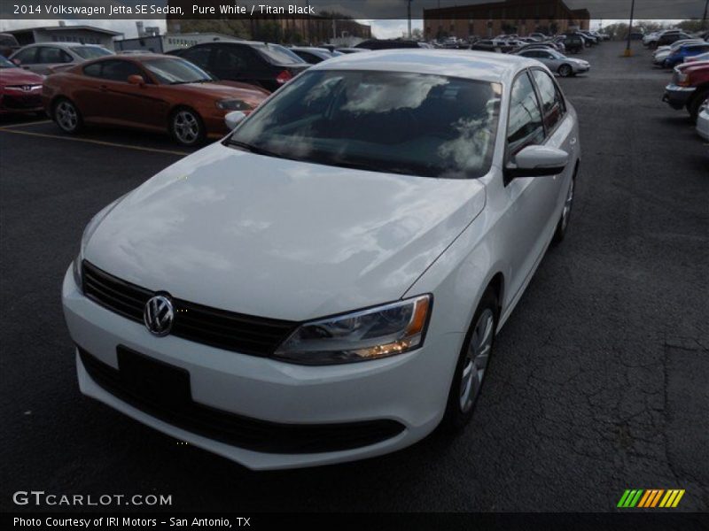 Pure White / Titan Black 2014 Volkswagen Jetta SE Sedan