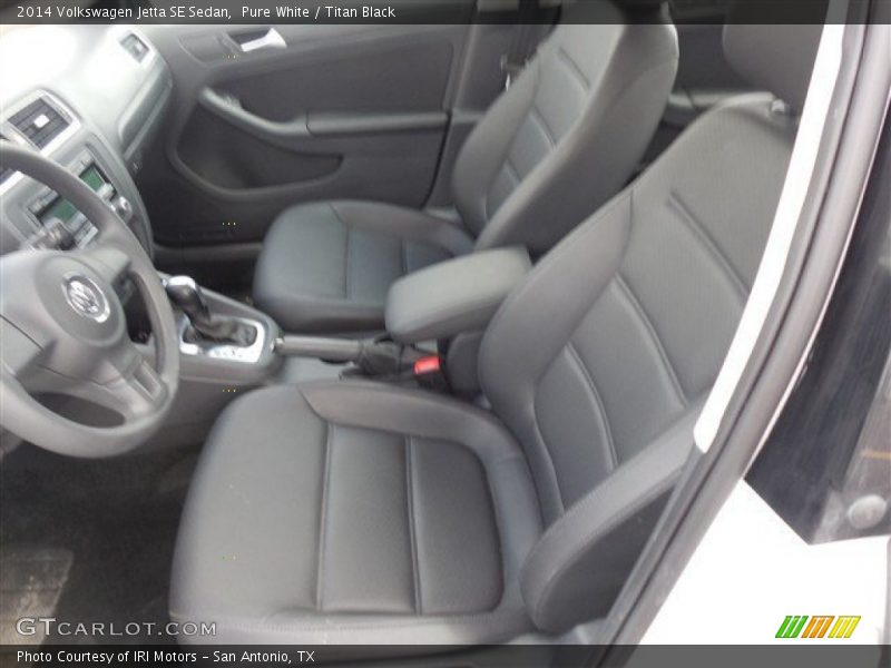 Pure White / Titan Black 2014 Volkswagen Jetta SE Sedan
