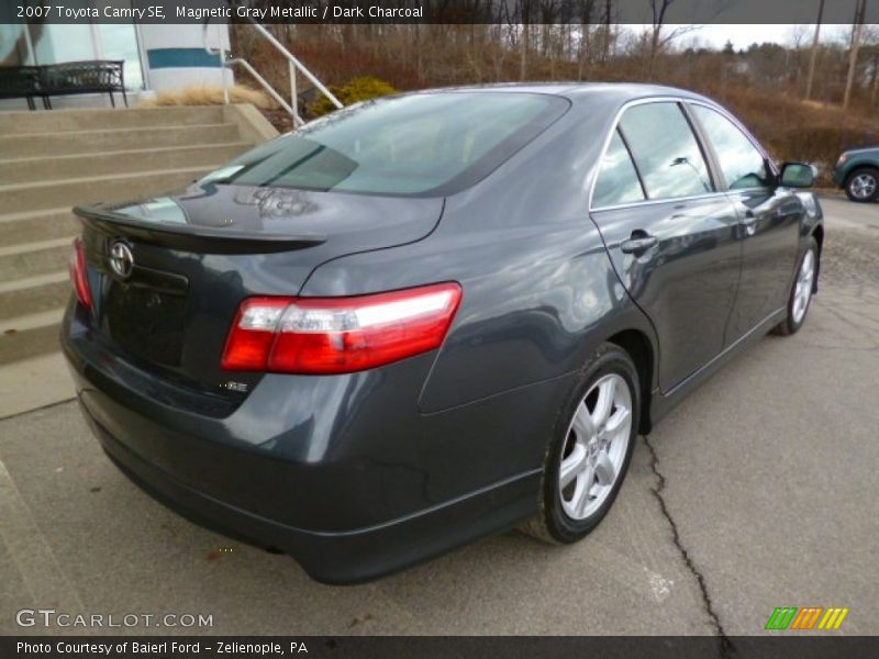 Magnetic Gray Metallic / Dark Charcoal 2007 Toyota Camry SE