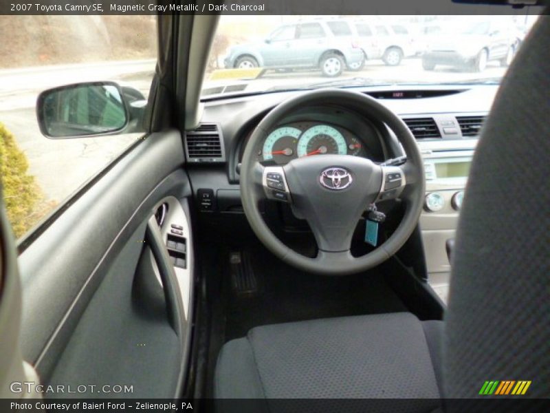 Magnetic Gray Metallic / Dark Charcoal 2007 Toyota Camry SE