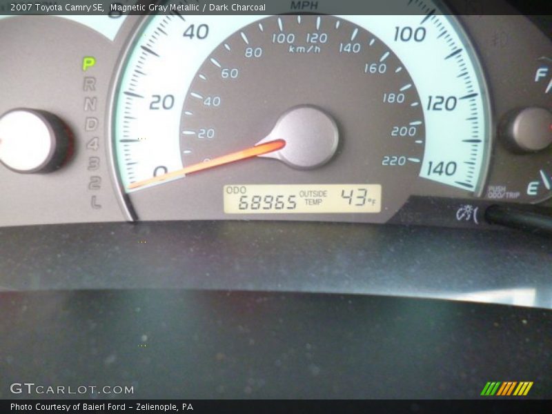 Magnetic Gray Metallic / Dark Charcoal 2007 Toyota Camry SE