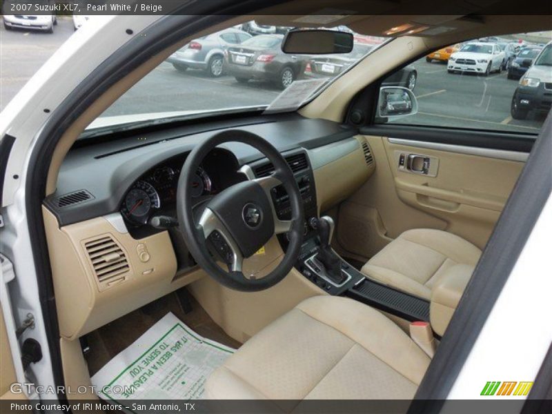 Pearl White / Beige 2007 Suzuki XL7